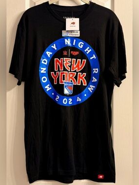 WWE RAW New York Rangers NHL Event Black Short Sleeve Shirt MSG Large Rare
